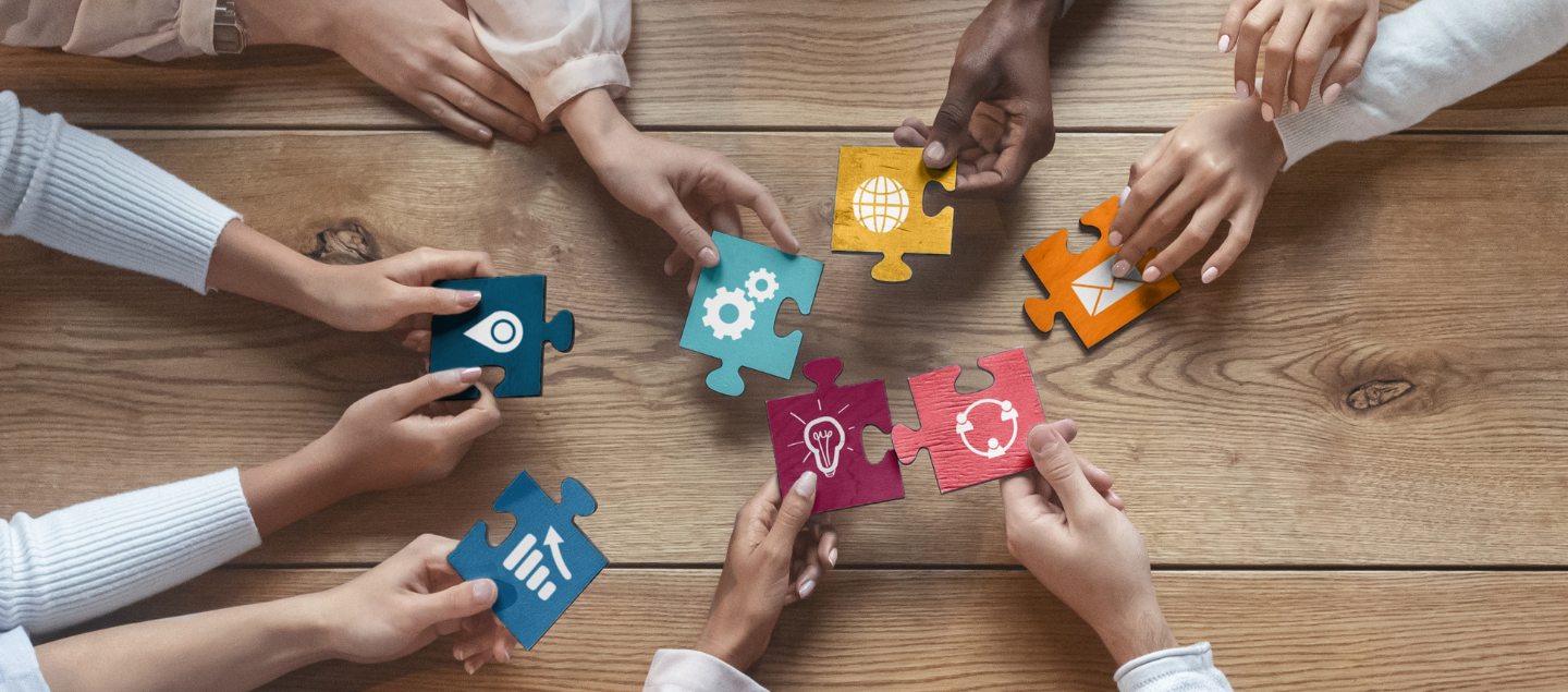 Outsourced CMO vs In-house: Which Is Best for Franchises?